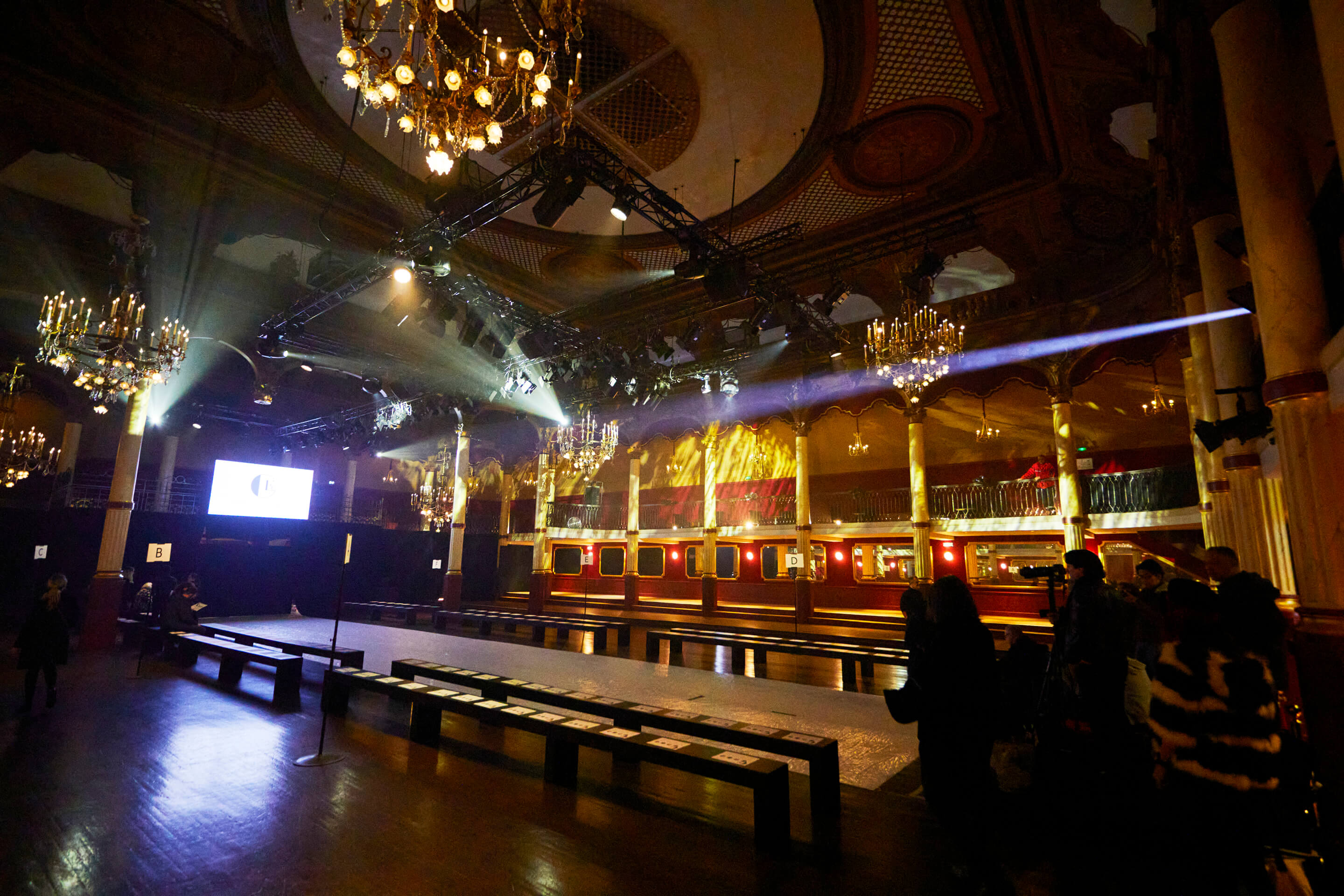 桃谷順天館 広報ブログ マクレール パリコレ 21aw Paris Fashion Week にて7ブランドをサポート