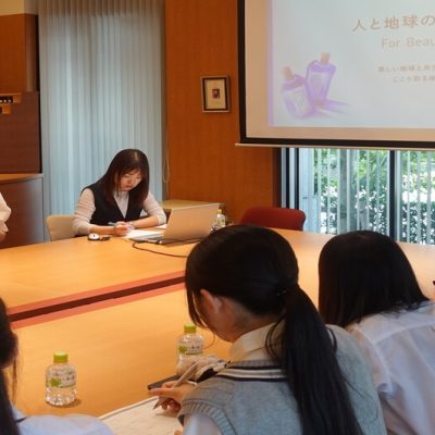 高津高校職場訪問の様子